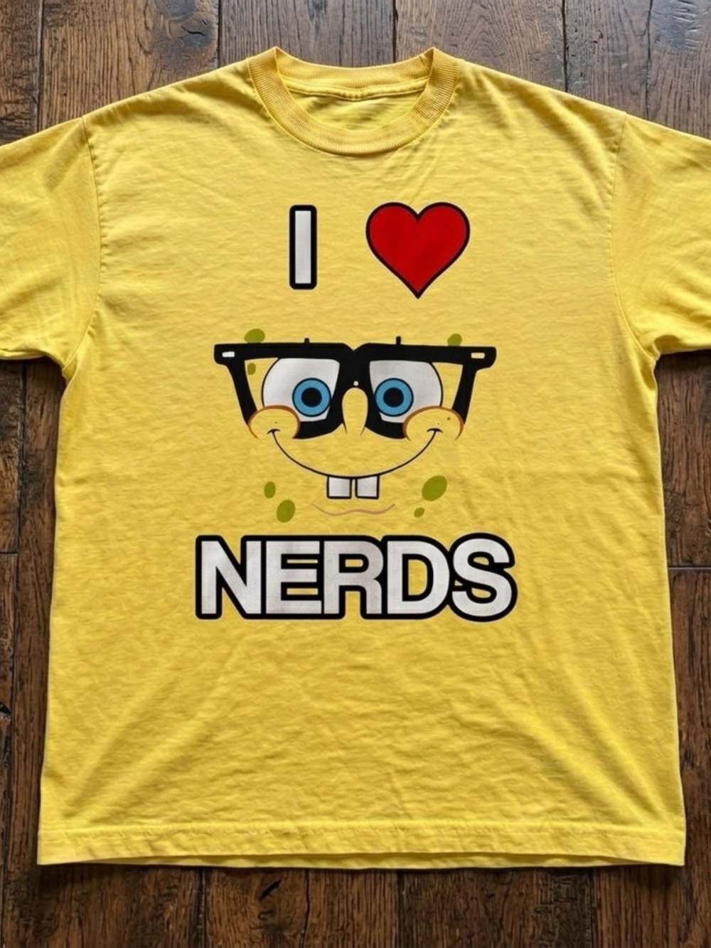 Gildan Yellow 'I ♥ Nerds' Graphic Short Sleeve Tee